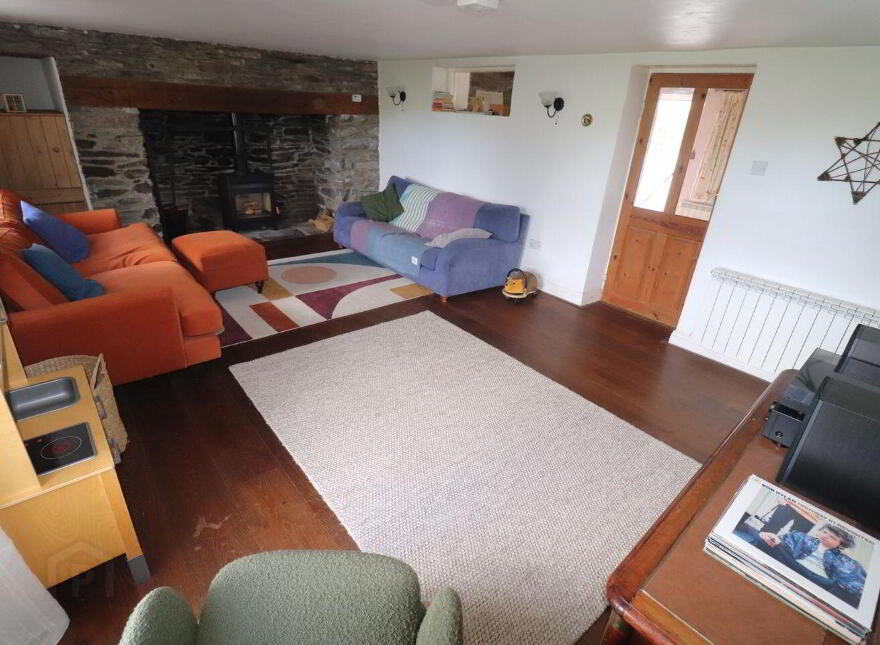 Maryswood, Dooneen, Castletownshend, P81D309