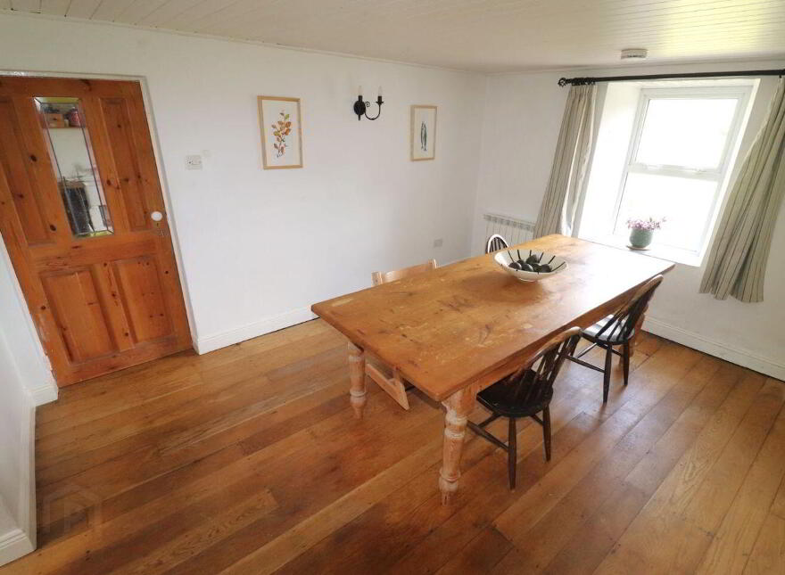 Maryswood, Dooneen, Castletownshend, P81D309