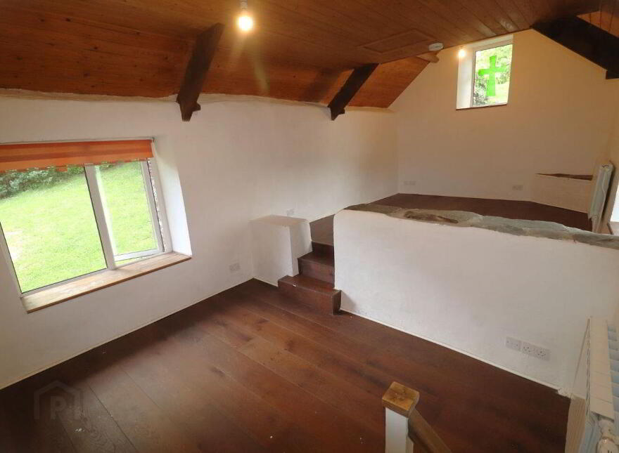 Maryswood, Dooneen, Castletownshend, P81D309