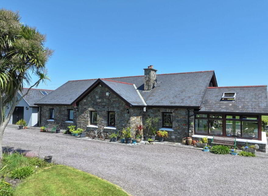Sunset View, Rearahinagh, Skibbereen, P47DP68