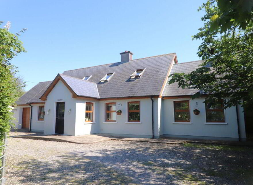 Lakemarsh, Church Cross, Skibbereen, P81N120