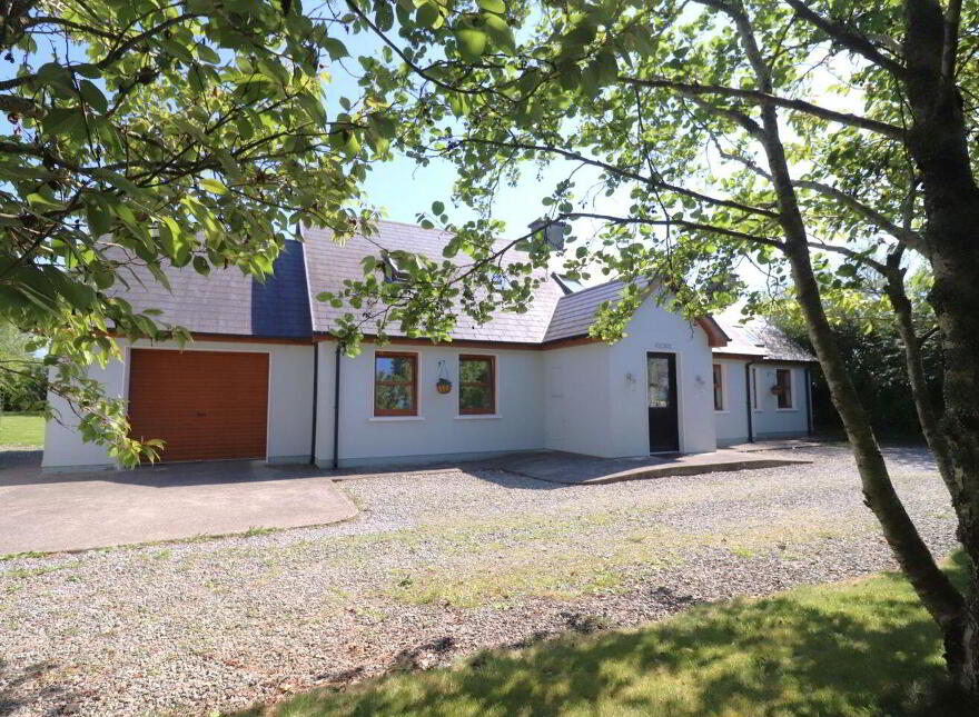 Lakemarsh, Church Cross, Skibbereen, P81N120
