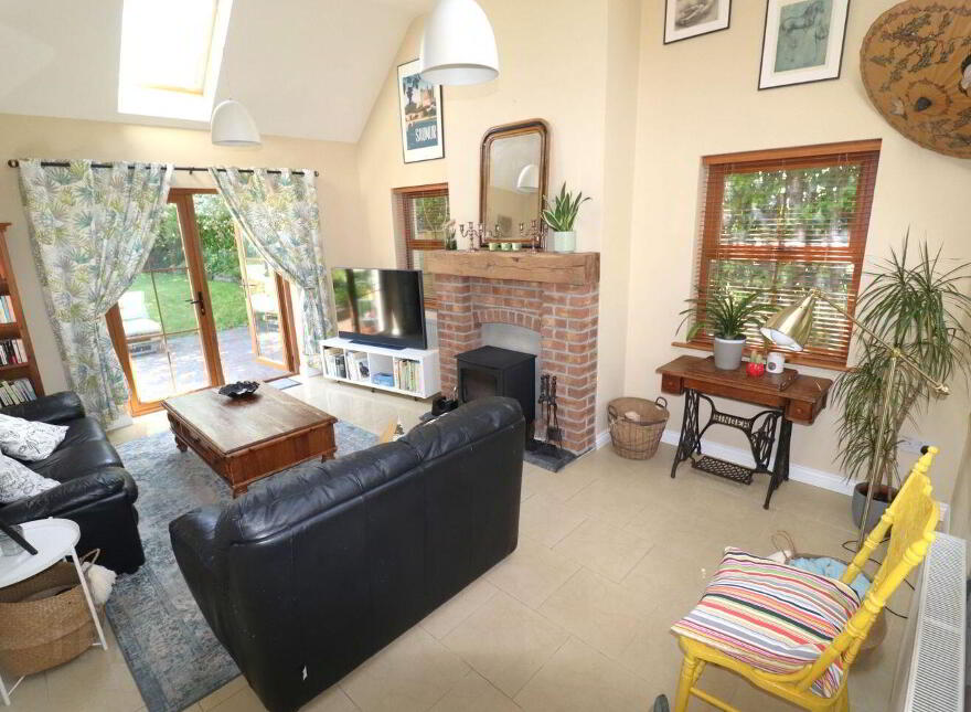 Lakemarsh, Church Cross, Skibbereen, P81N120