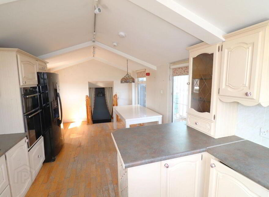 24 Main Street, Skibbereen, P81WK31