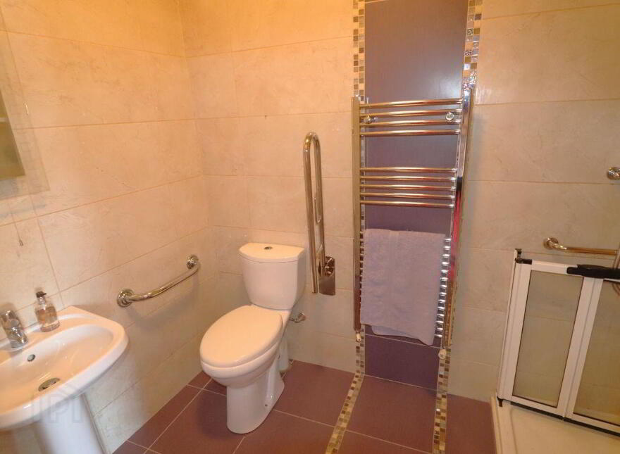 24 Main Street, Skibbereen, P81WK31