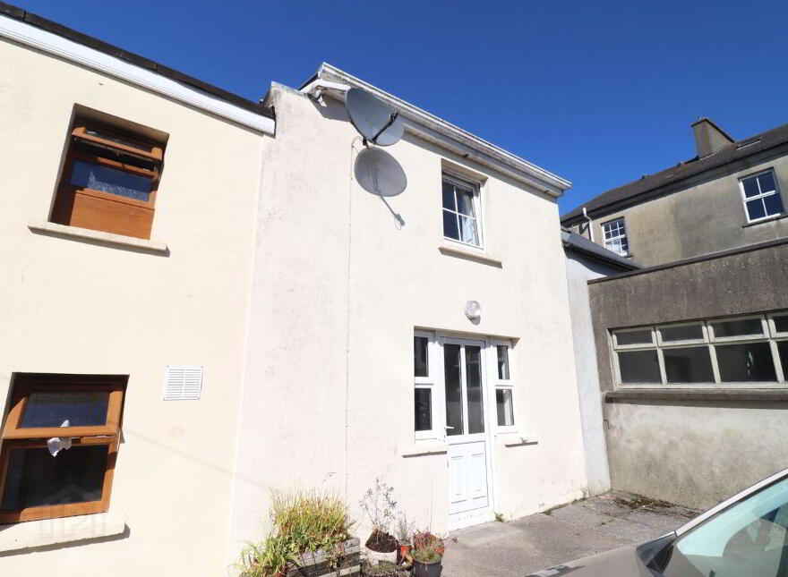 8 Warners Lane, Market Street, Skibbereen, P81YF89