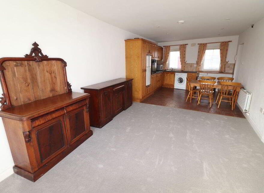 8 Warners Lane, Market Street, Skibbereen, P81YF89