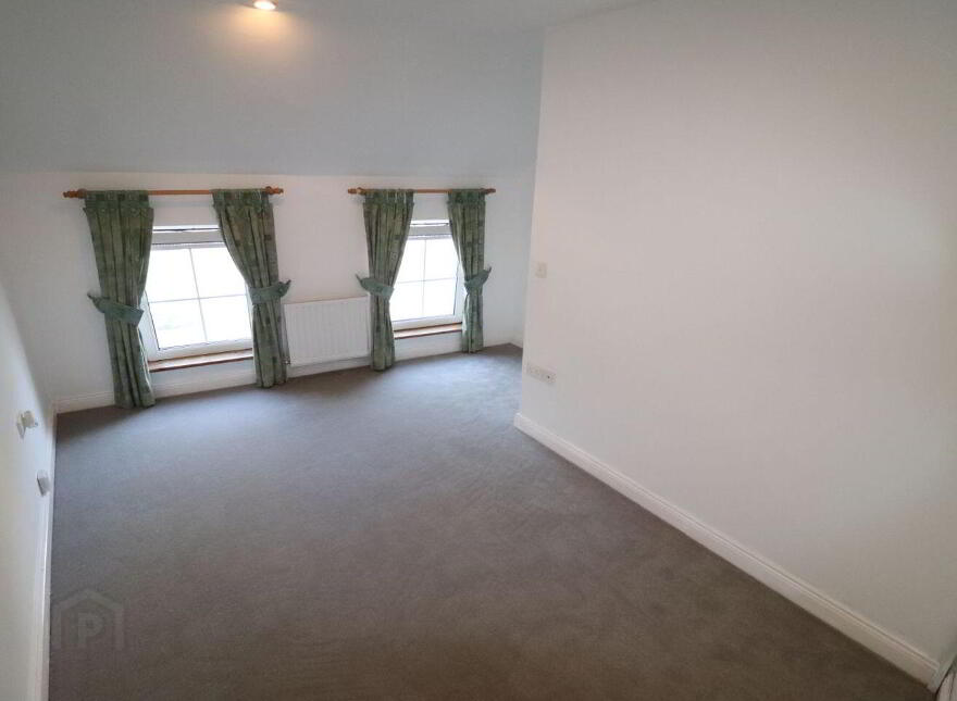 8 Warners Lane, Market Street, Skibbereen, P81YF89
