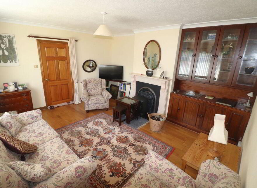 7 Riverdale, Skibbereen, P81C628