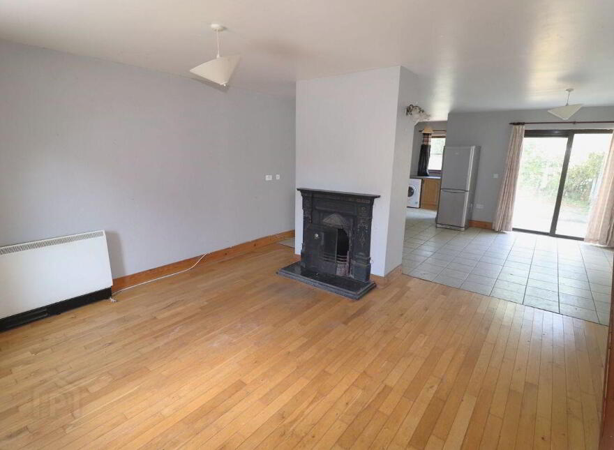 2b Rocky Creek, High Street, Goleen, P81RK40