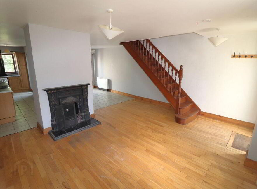 2b Rocky Creek, High Street, Goleen, P81RK40
