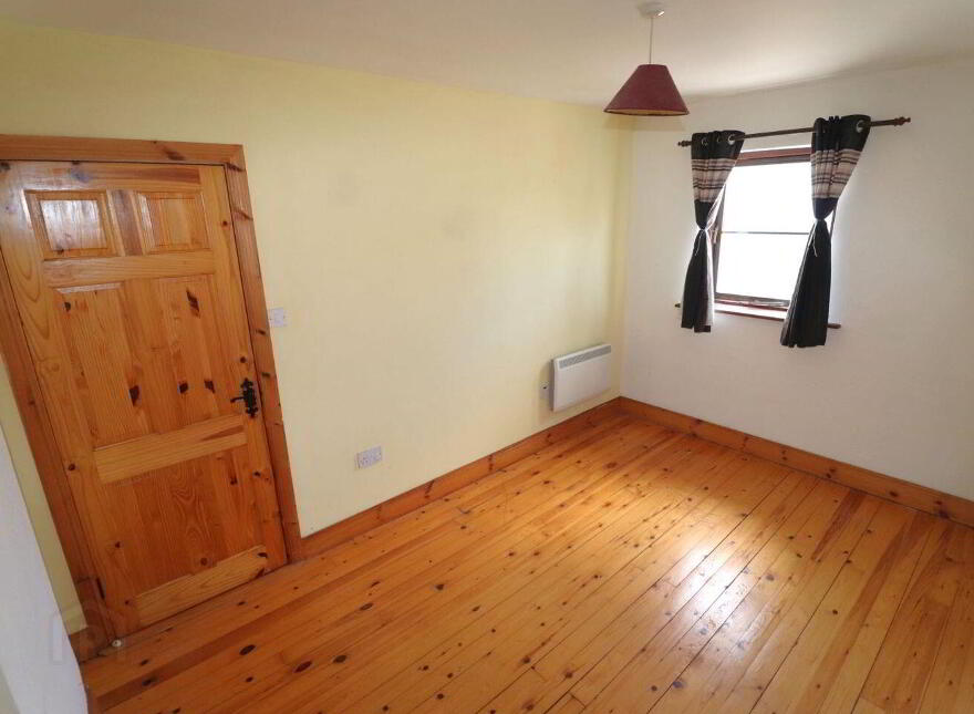 2b Rocky Creek, High Street, Goleen, P81RK40
