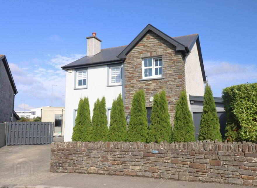31 Gortnaclohy Heights, Skibbereen, P81A066 photo