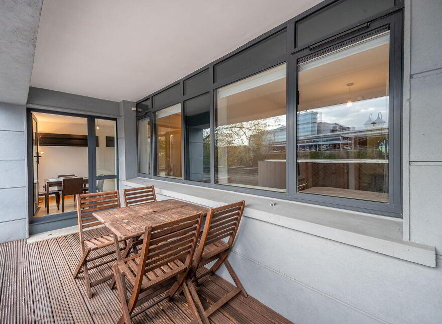 Apartment 73 Block 3 Parkgate Place, Parkgate Street, Dublin 8, D08X6E8