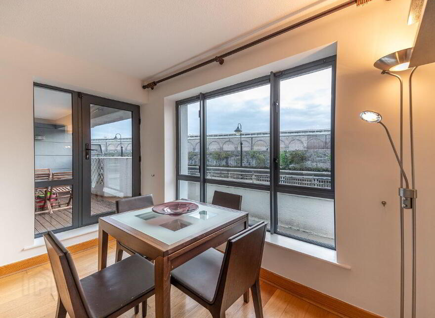 Apartment 73 Block 3 Parkgate Place, Parkgate Street, Dublin 8, D08X6E8