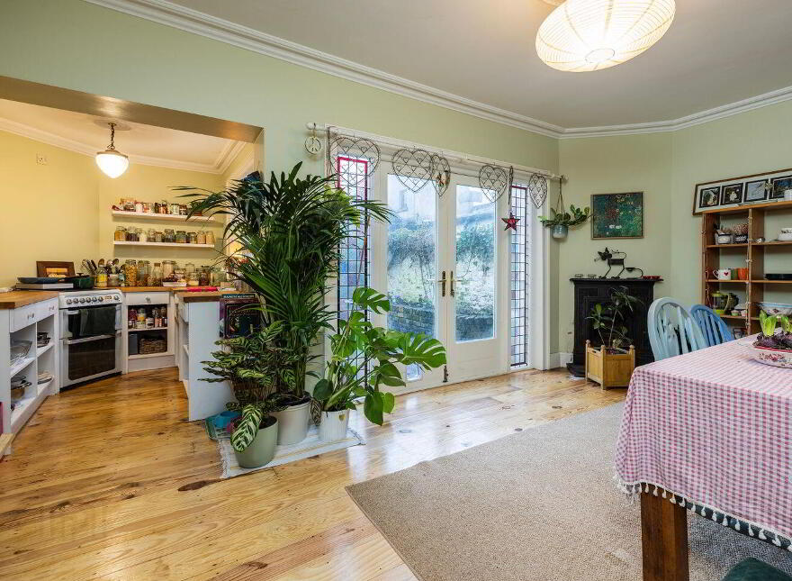 17 Kenmare Parade, Phibsborough, Dublin 7, D07YVF6