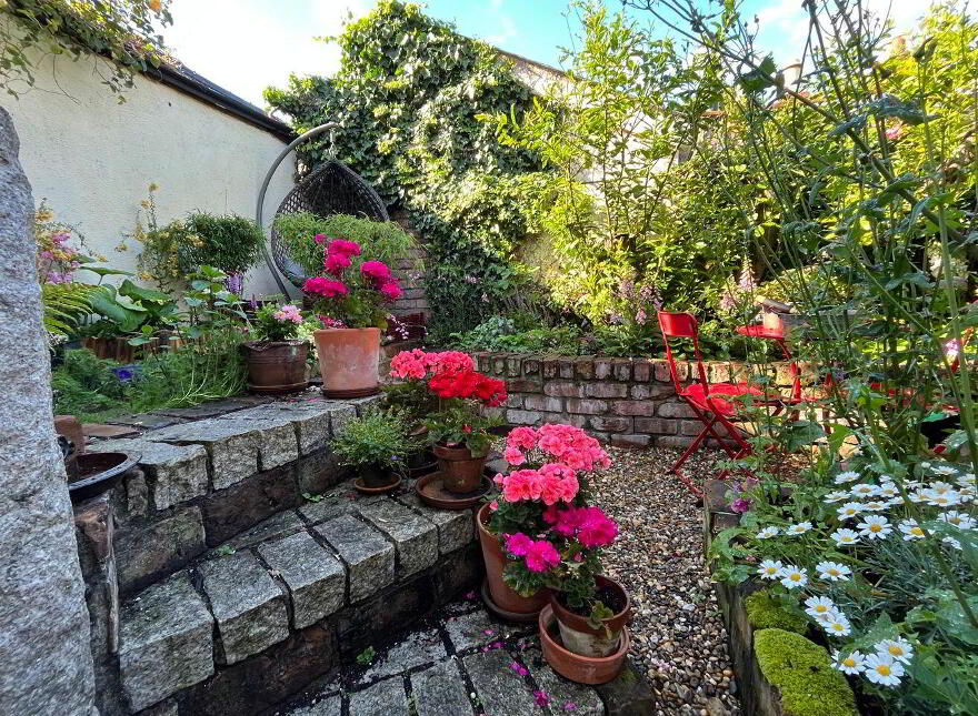 17 Kenmare Parade, Phibsborough, Dublin 7, D07YVF6