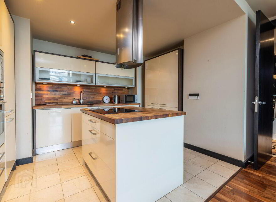 Apartment 402 Beacon One, Beacon Court, Bracken Road, Sandyford, Dublin 18, D18EV29
