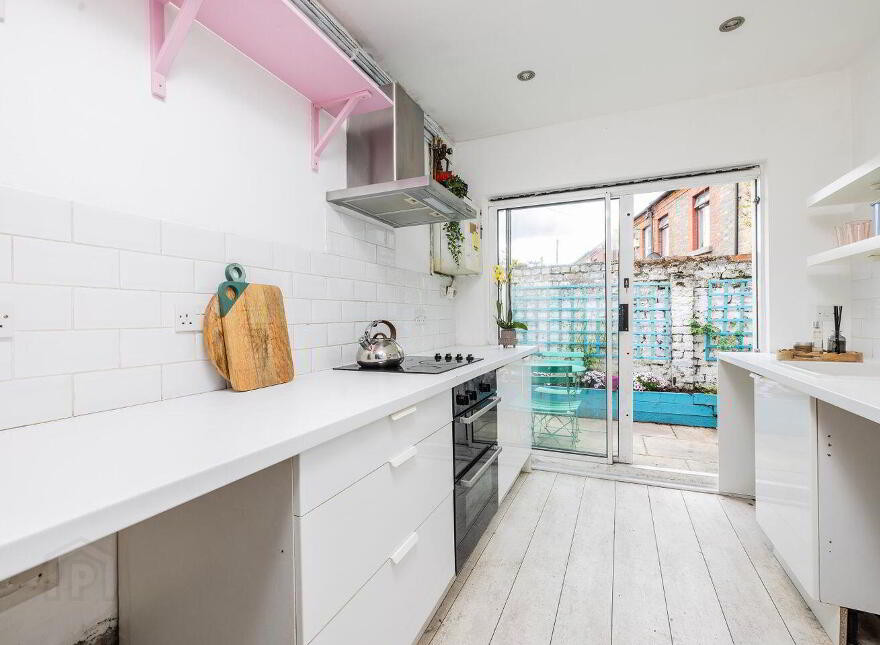 31 Avondale Avenue, Phibsborough, Dublin 7, D07YA06