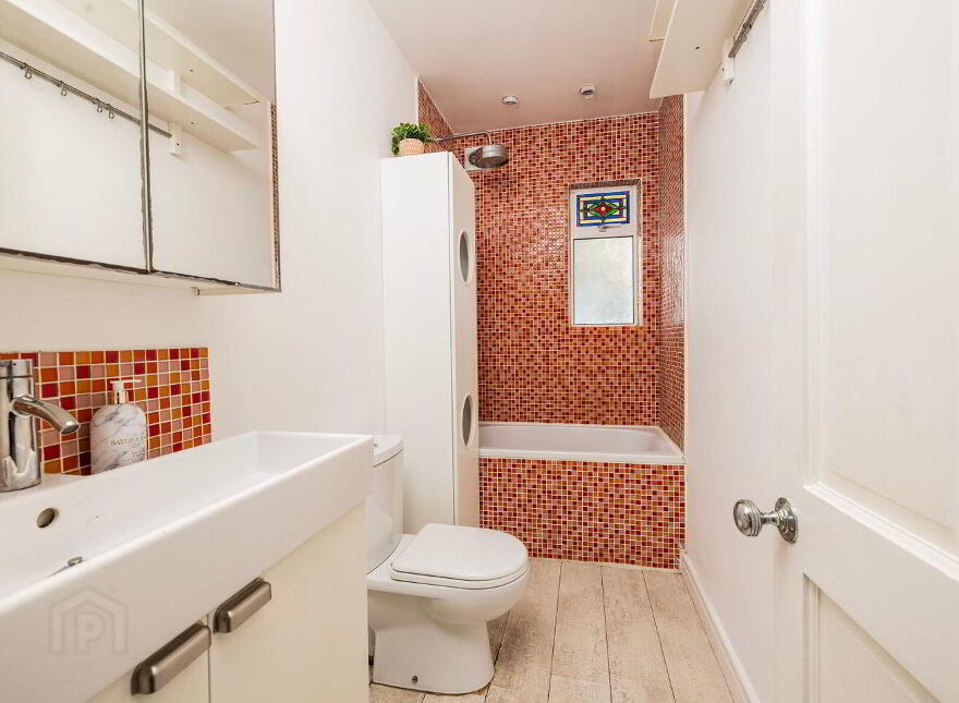 31 Avondale Avenue, Phibsborough, Dublin 7, D07YA06