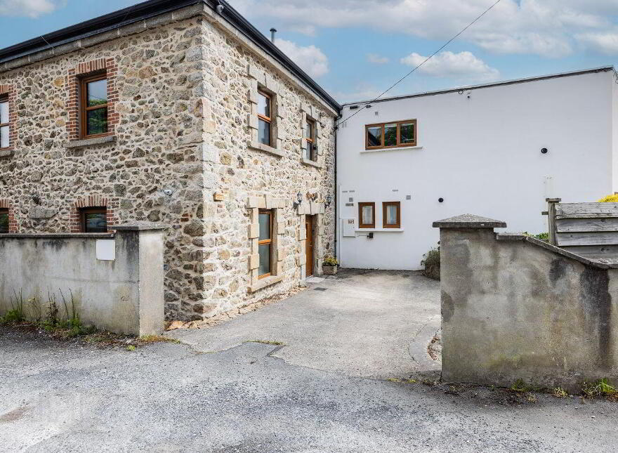 Garrison House, Church Terrace, Bray, A98V588