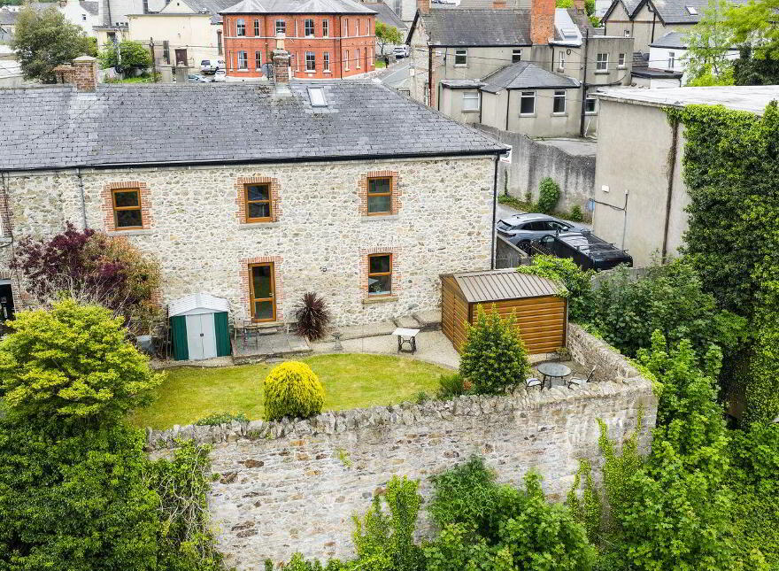 Garrison House, Church Terrace, Bray, A98V588