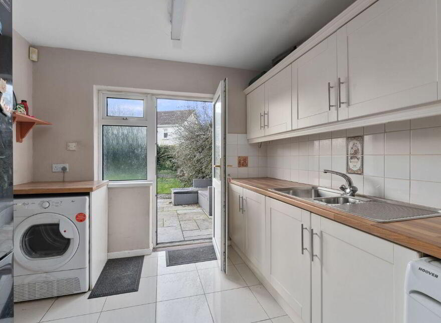 4 Pineview, Commons Road, Navan, C15R9K0