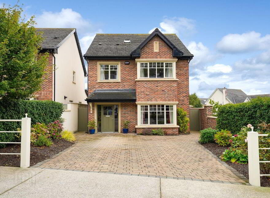 18 Oldtown Walk, Oldtown Demesne, Naas, W91VX7F photo