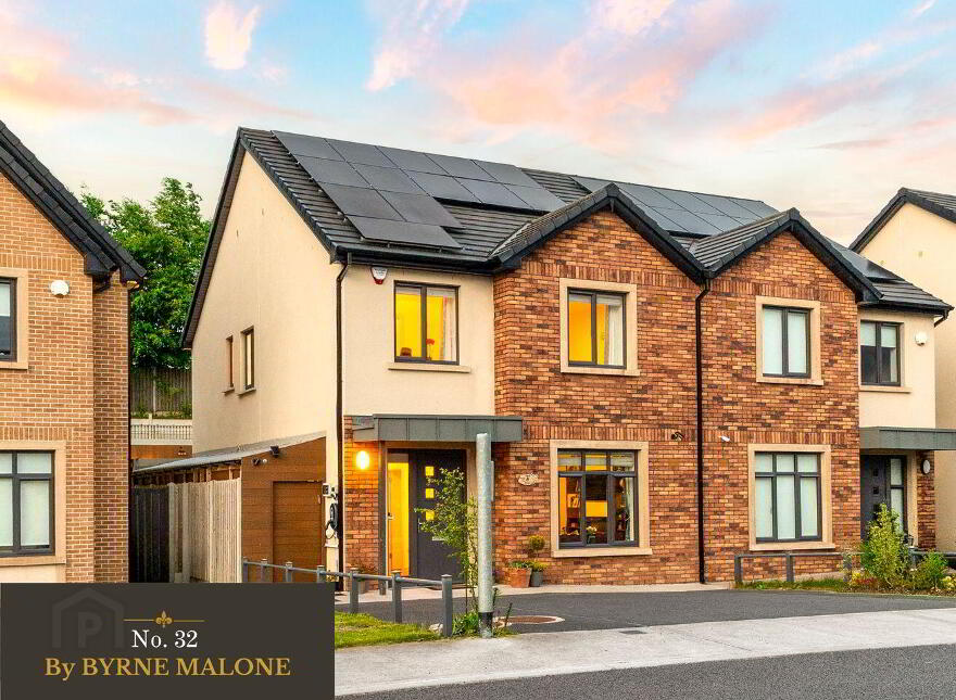 32 Curragh Farm, Newbridge, W12HR83