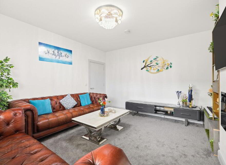 32 Curragh Farm, Newbridge, W12HR83