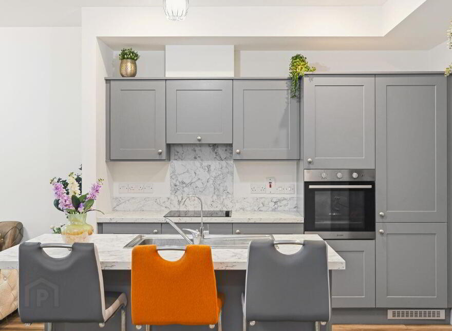 32 Curragh Farm, Newbridge, W12HR83