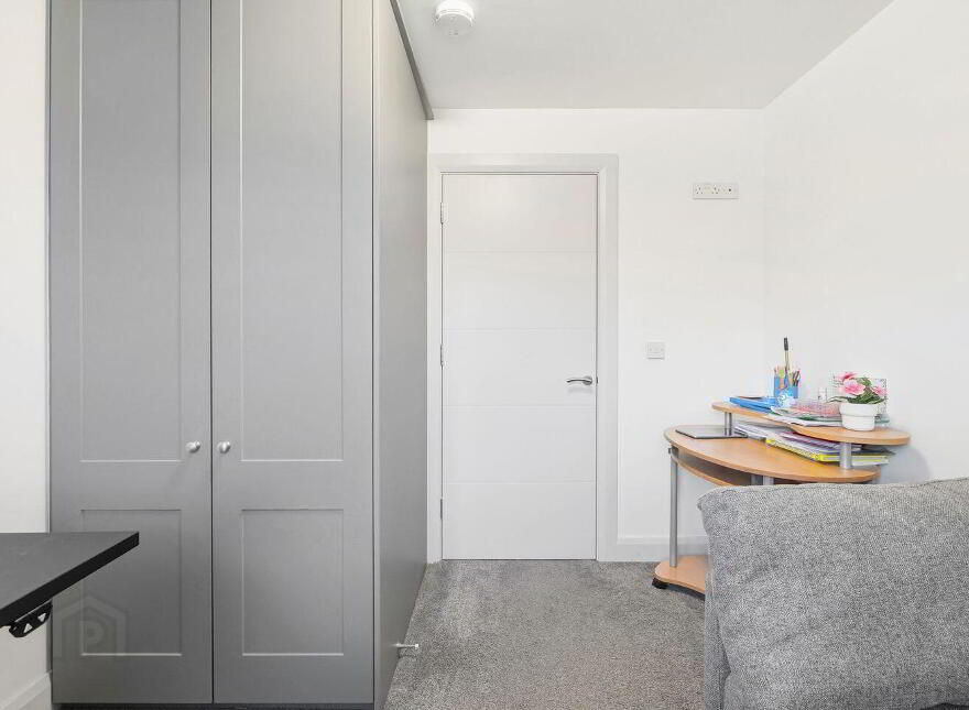 32 Curragh Farm, Newbridge, W12HR83