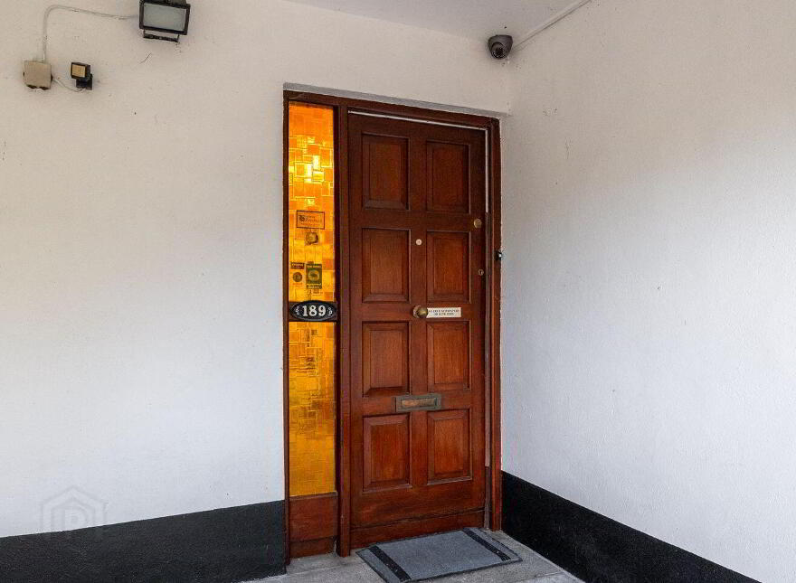 189 The Oaks, Newbridge, W12F448