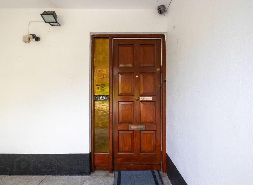 189 The Oaks, Newbridge, W12F448