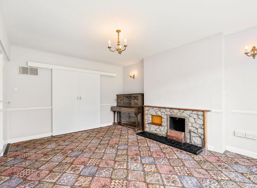 189 The Oaks, Newbridge, W12F448
