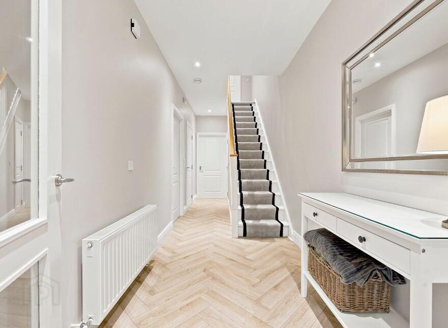 23 Dodderbrook Way, Ballycullen, Ballycullen, D24E3FP