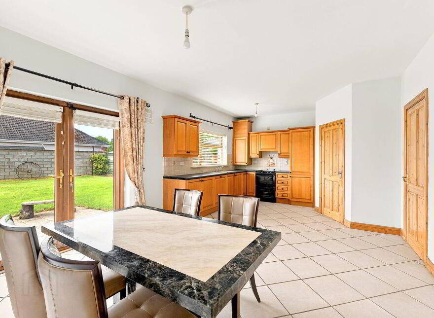 31 Old Connell Weir, Newbridge, W12Y938