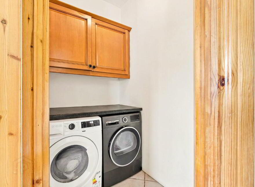 31 Old Connell Weir, Newbridge, W12Y938