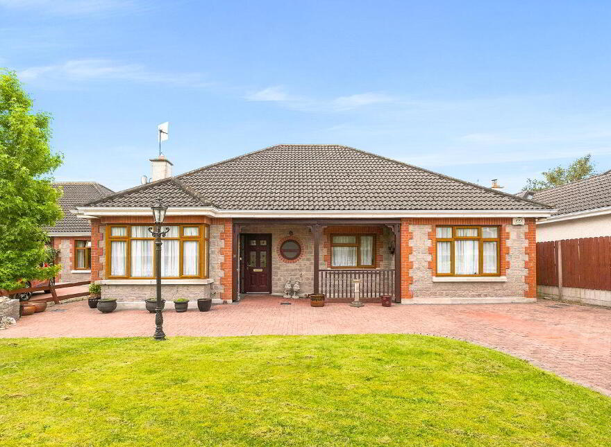 31 Old Connell Weir, Newbridge, W12Y938