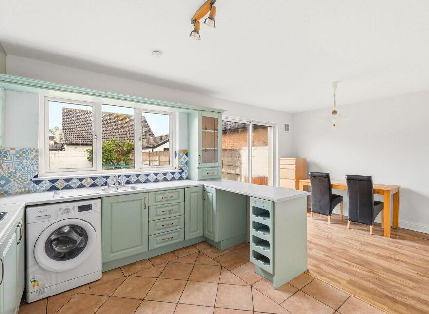 25 College Orchard, Newbridge, W12P968