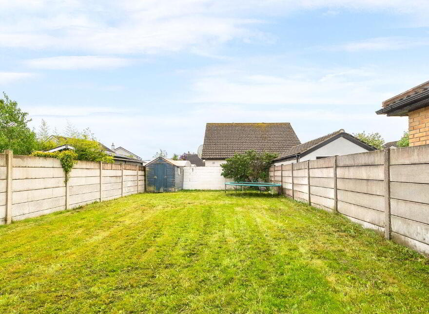 25 College Orchard, Newbridge, W12P968