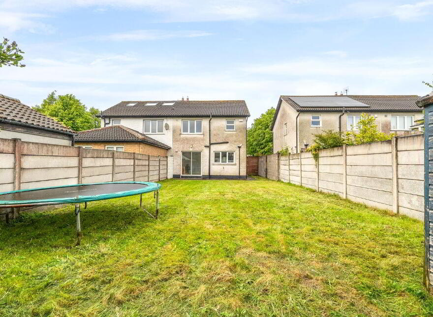 25 College Orchard, Newbridge, W12P968