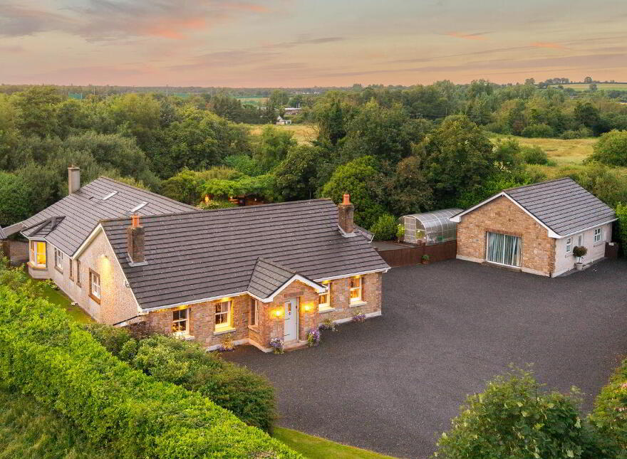 Copper Villa, Lowtown, Robertstown, W91VP68