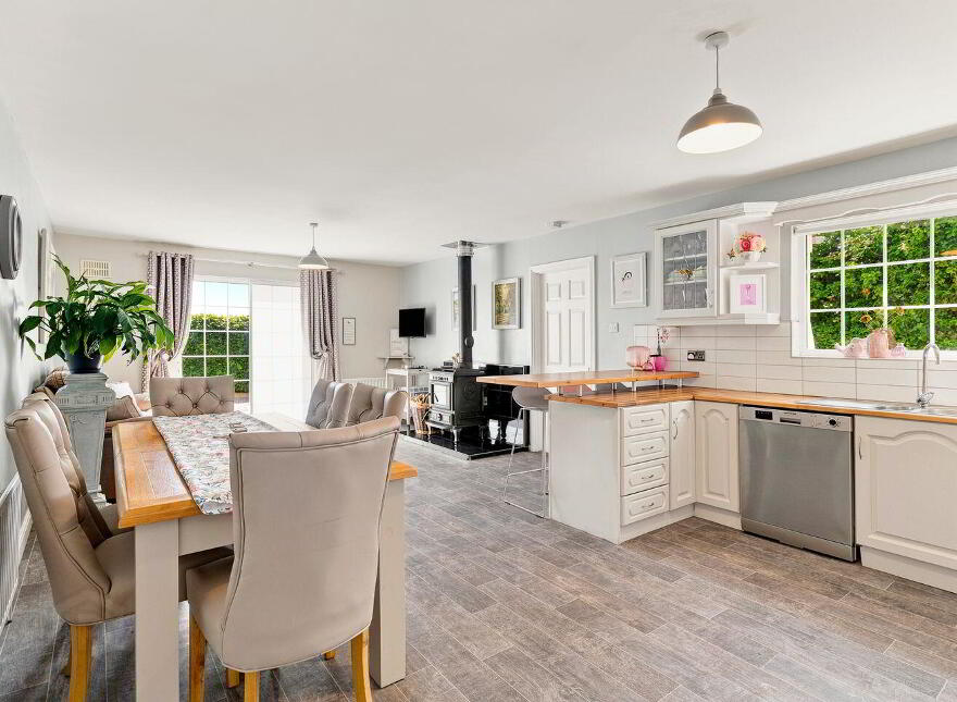 Long Avenue, Boleybeg, Ballitore, R14C940