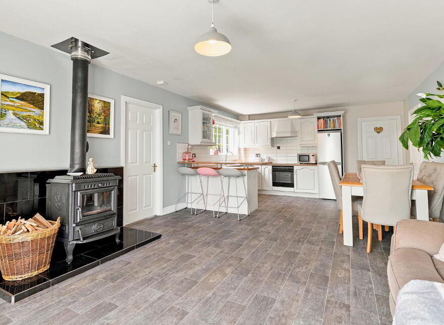 Long Avenue, Boleybeg, Ballitore, R14C940