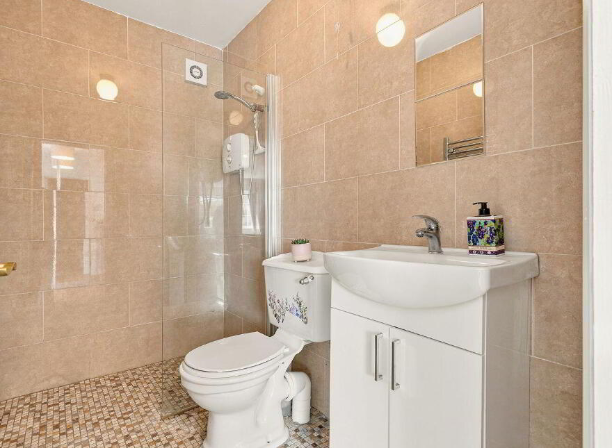 Long Avenue, Boleybeg, Ballitore, R14C940