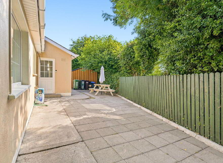 Long Avenue, Boleybeg, Ballitore, R14C940