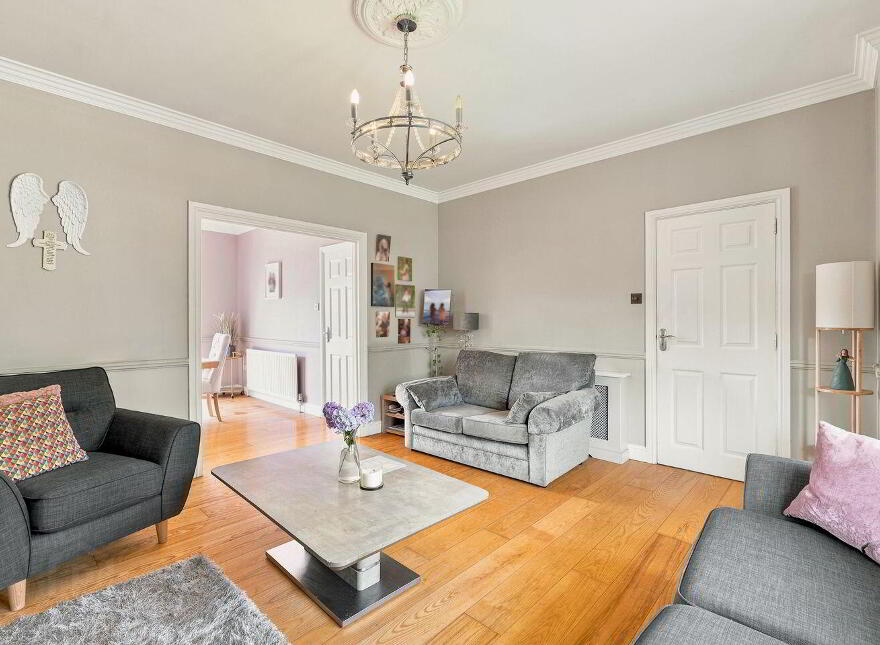 21 The Grange, Newbridge, W12K520