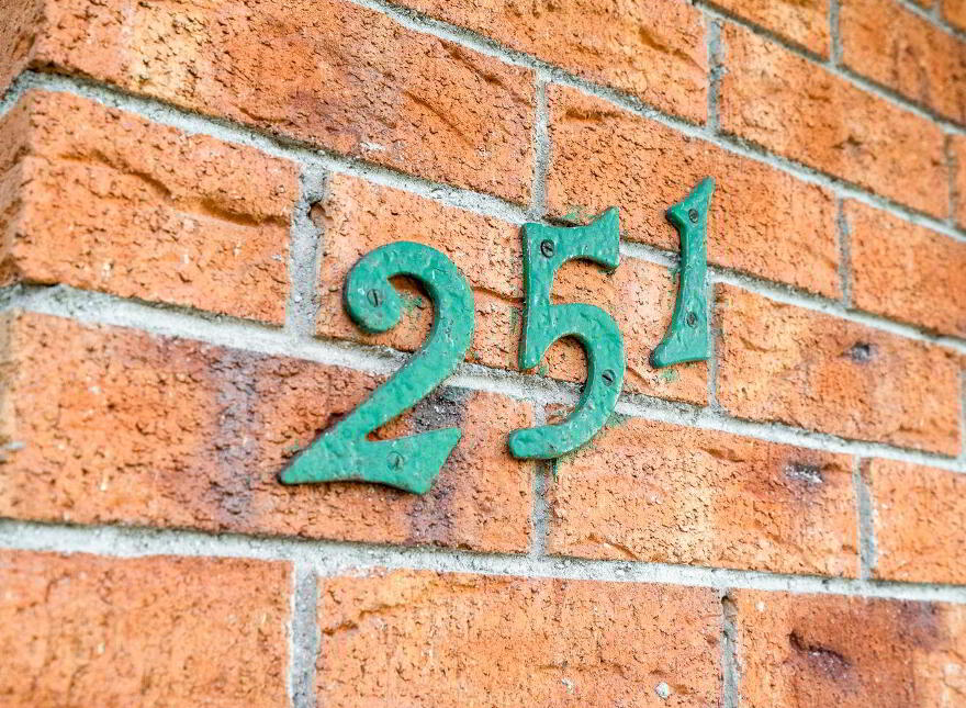 251 The Oaks, Newbridge, W12V303