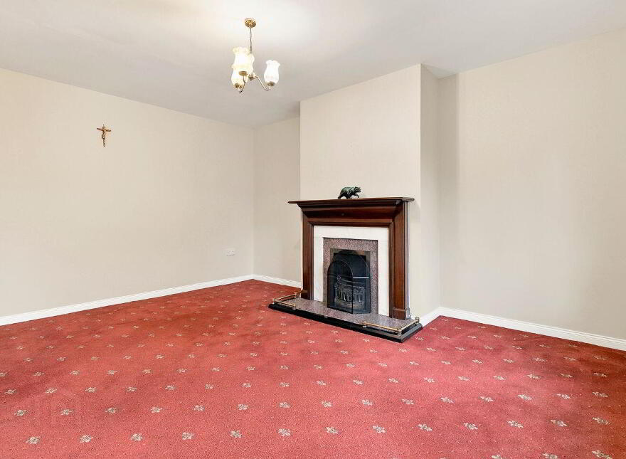 251 The Oaks, Newbridge, W12V303